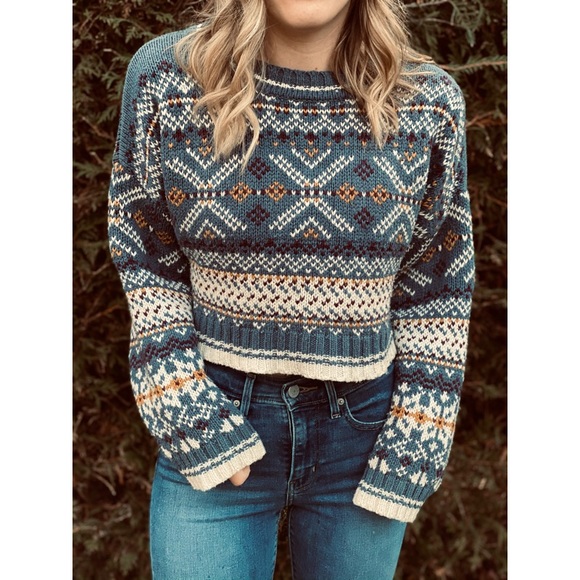 URBAN OUTFITTERS BDG anna crop oversized sweater - Picture 2 of 10